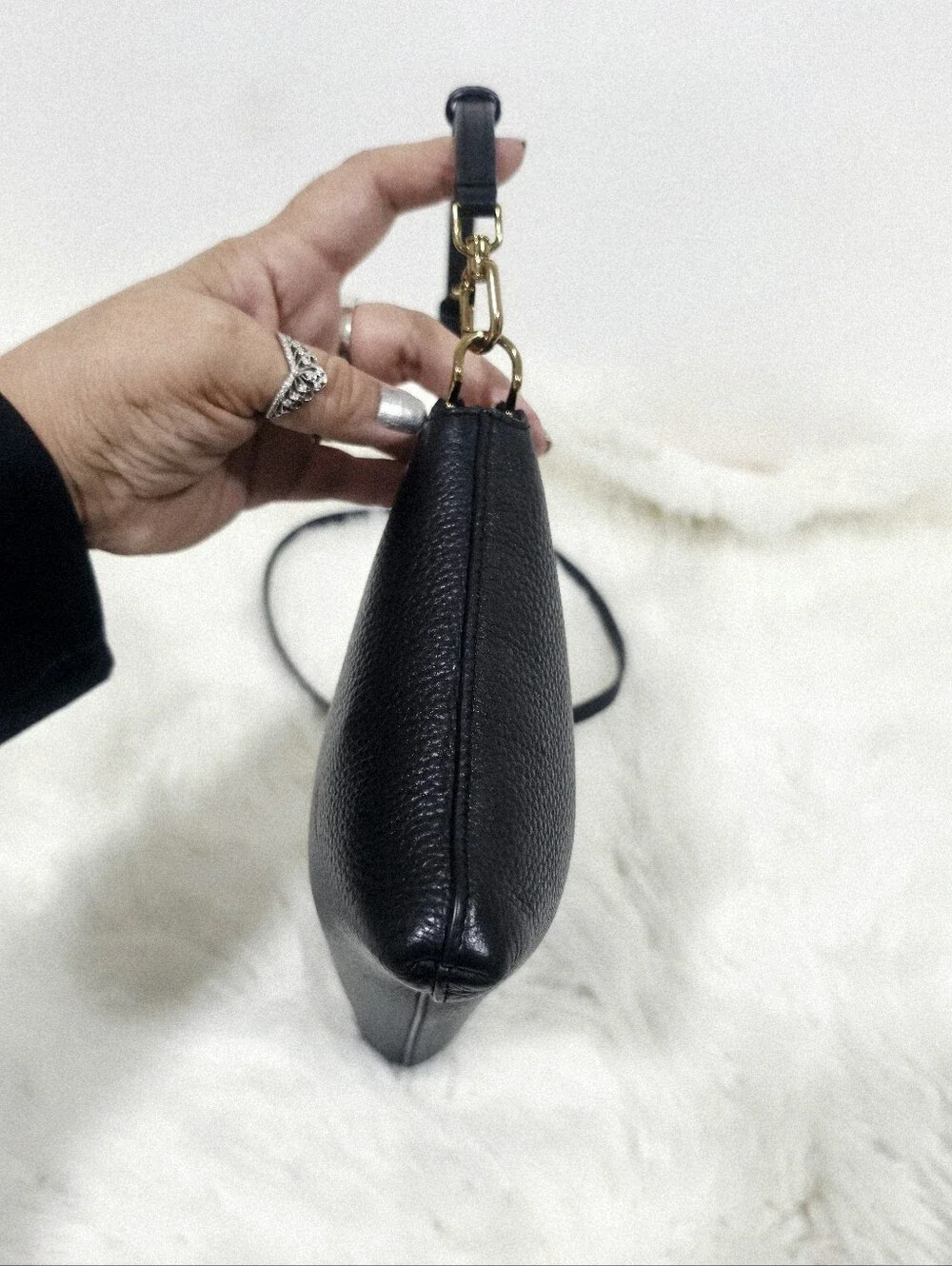 Tory Burch Black Pebbled Leather Crossbody Bag Gold Logo Adjustable Strap